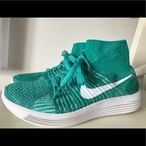 Nike Flyknit LunarEpic Running Shoes